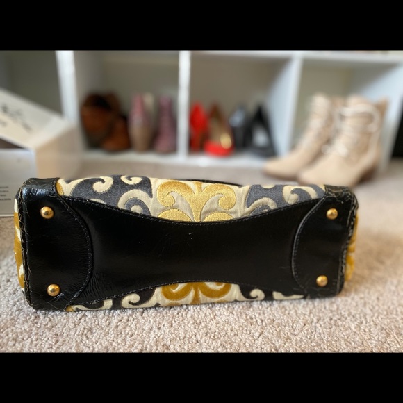 Vintage Miu Miu Velluto Twiggy Tote - Picture 5 of 10